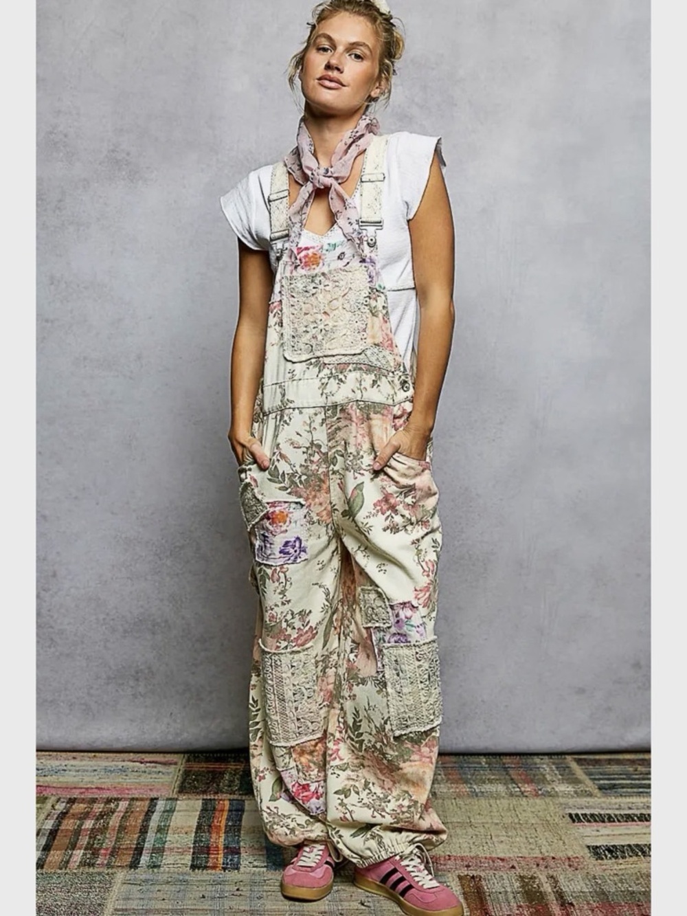 POL - Printed Lace Patch Trim Strap Relaxed Fit
Jogger Overall